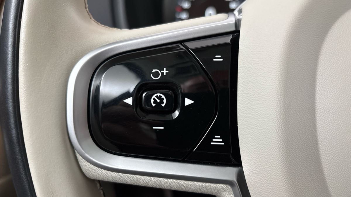 Volvo XC90 - 14