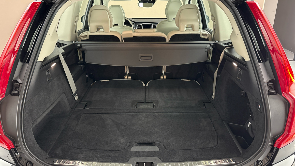 Volvo XC90 - 17