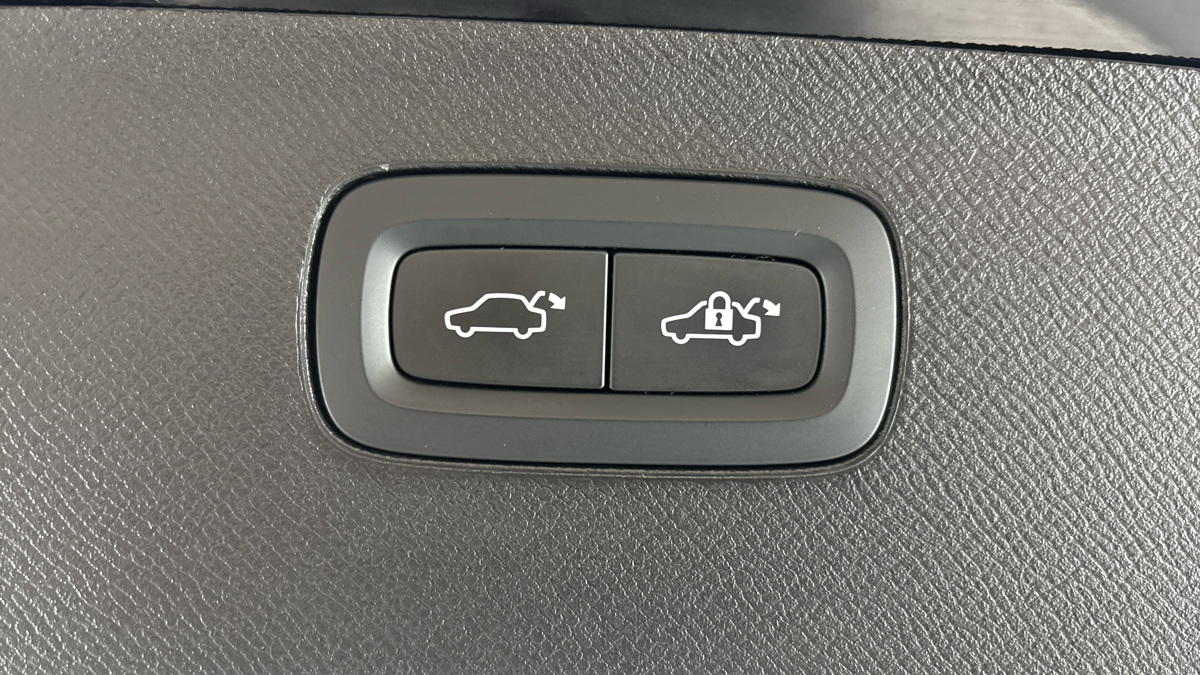 Volvo XC90 - 21