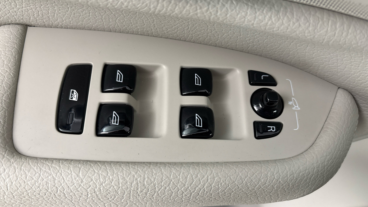 Volvo XC90 - 24