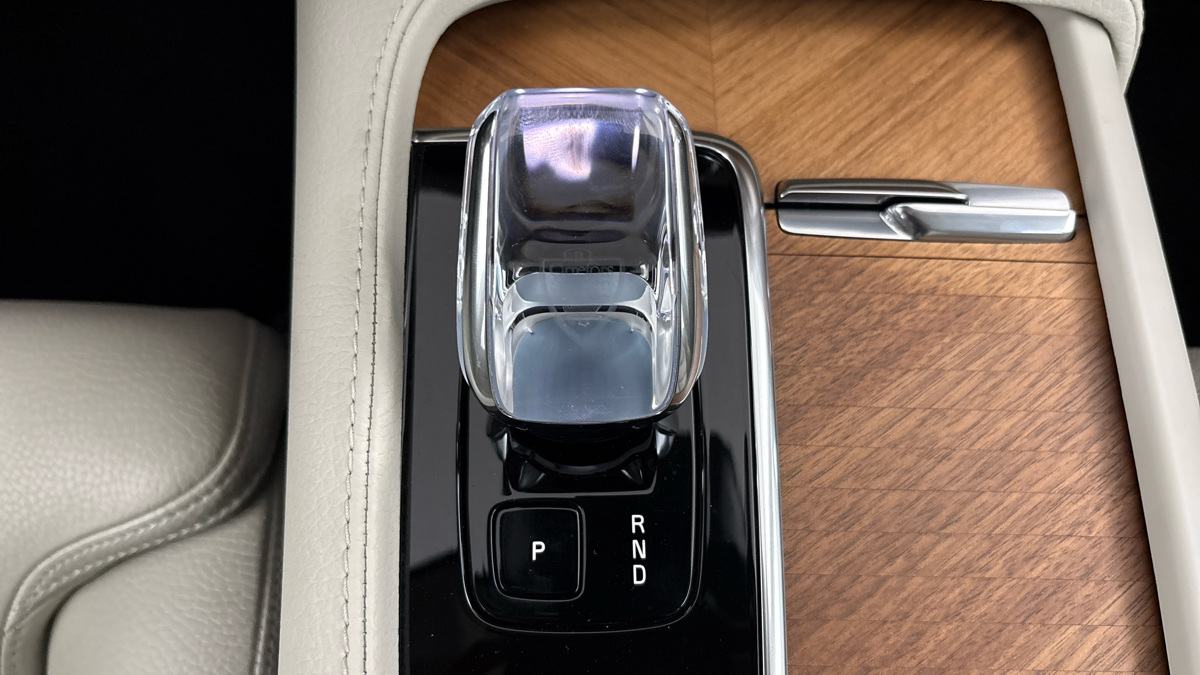 Volvo XC90 - 25