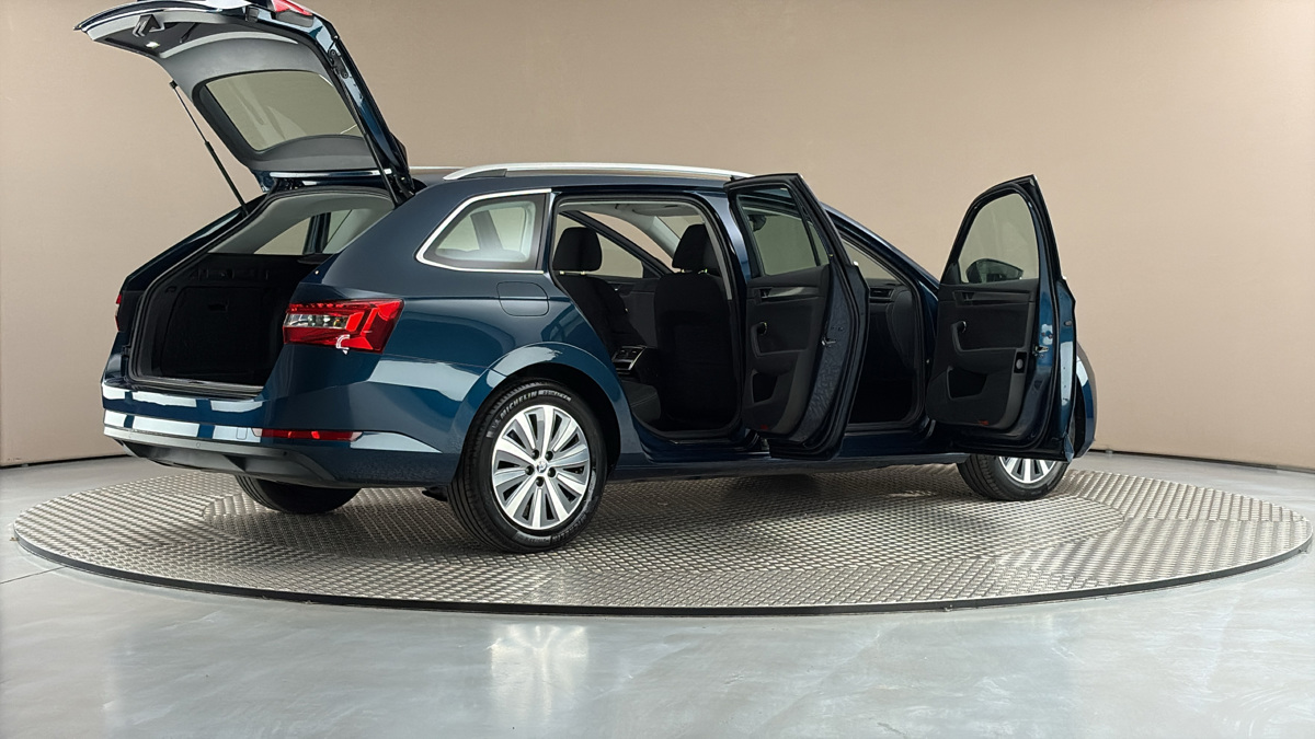 Škoda Superb - 6
