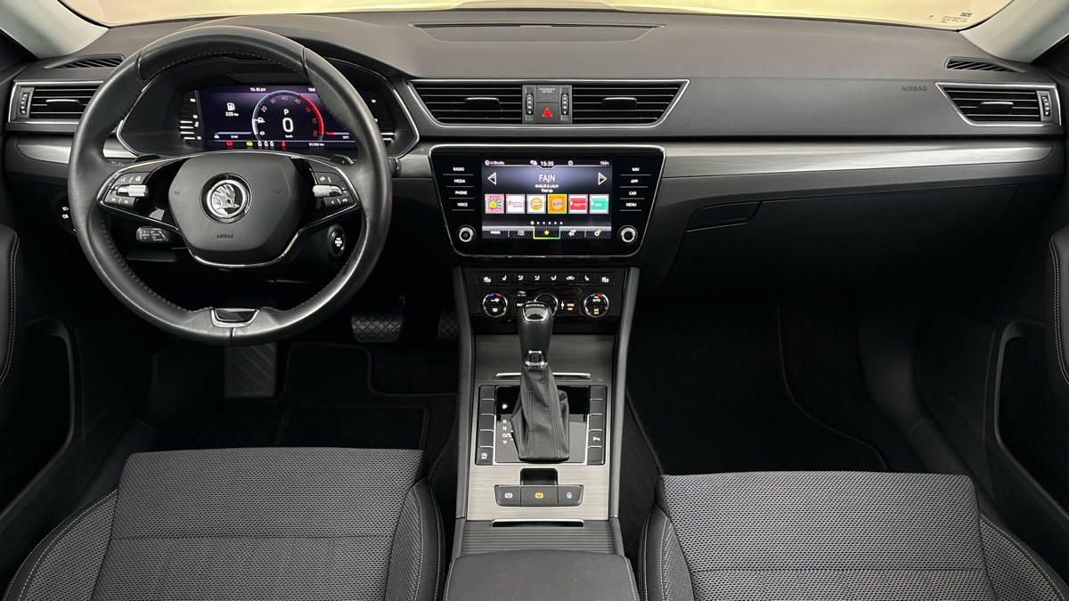 Škoda Superb - 8