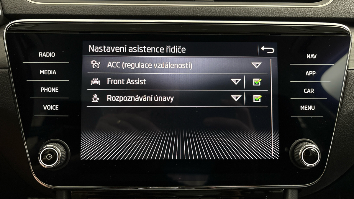 Škoda Superb - 24