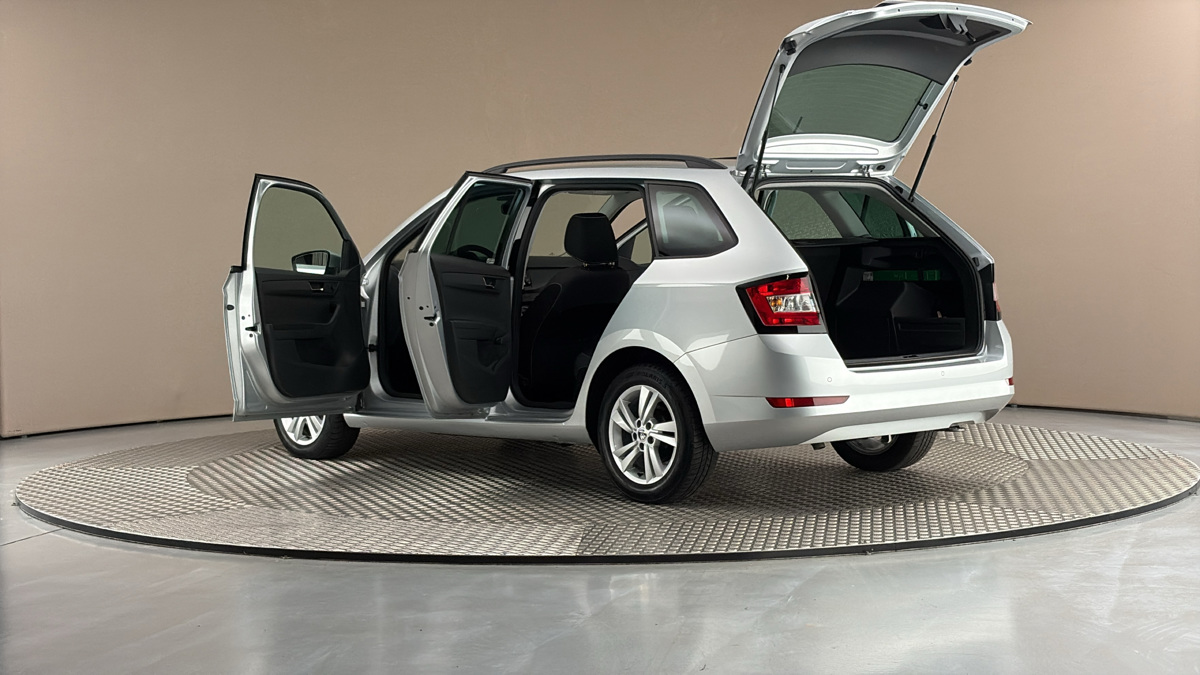 Škoda Fabia - 7