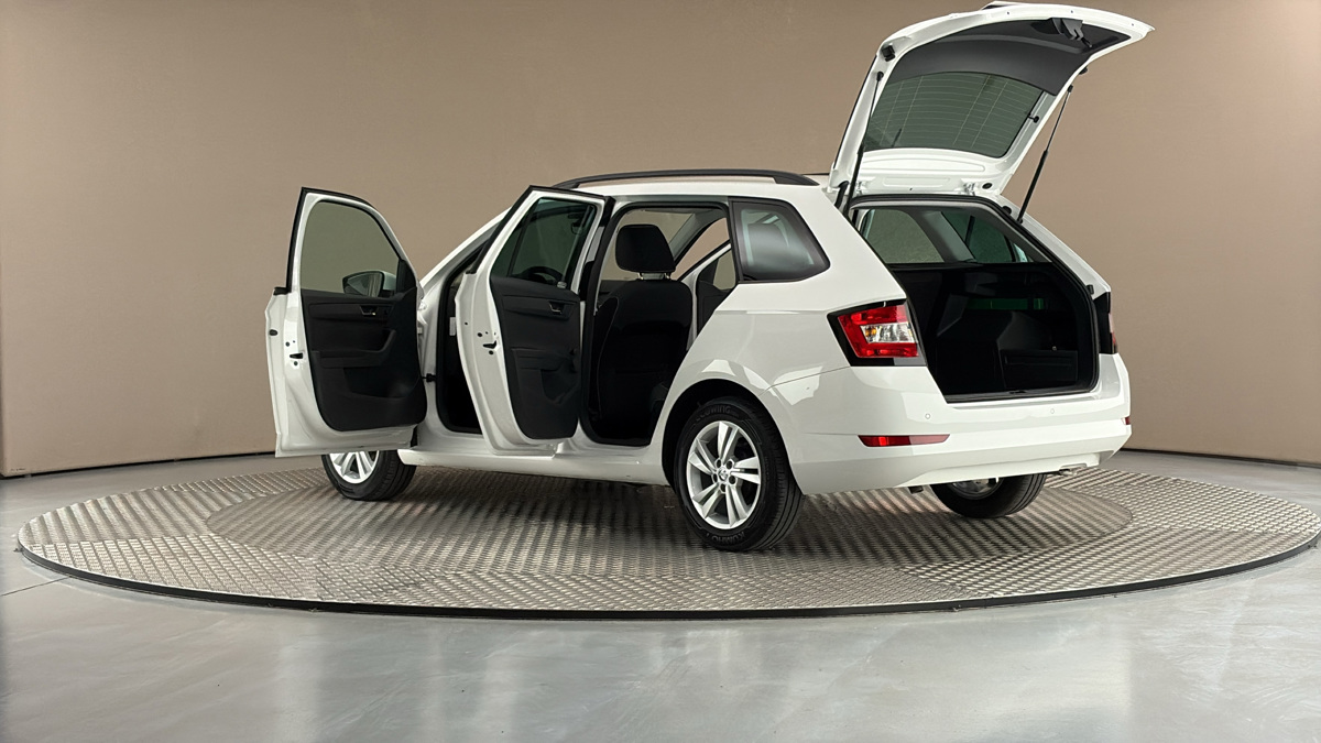 Škoda Fabia - 7