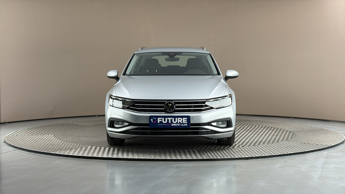 Volkswagen Passat - 3