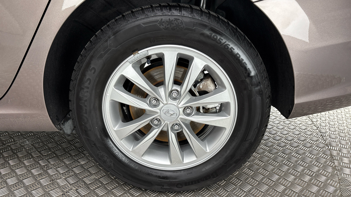 Hyundai i30 - 19