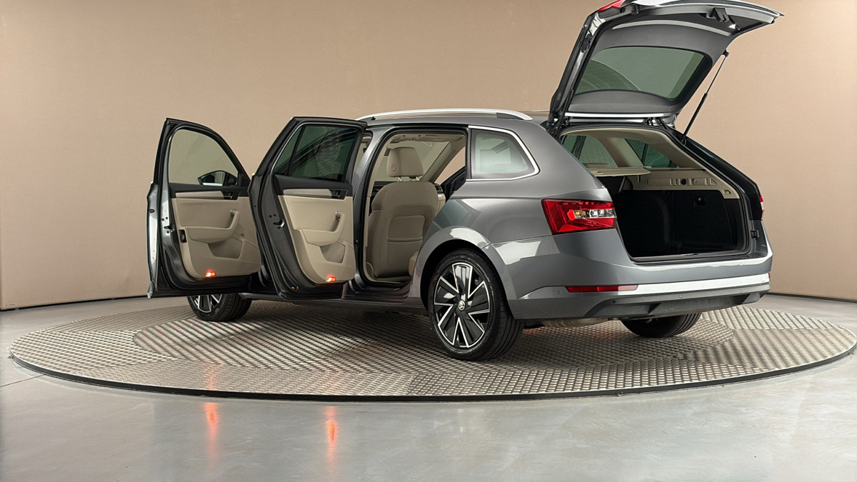 Škoda Superb - 7