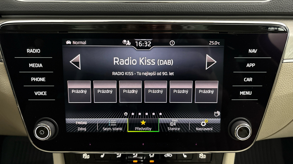 Škoda Superb - 11