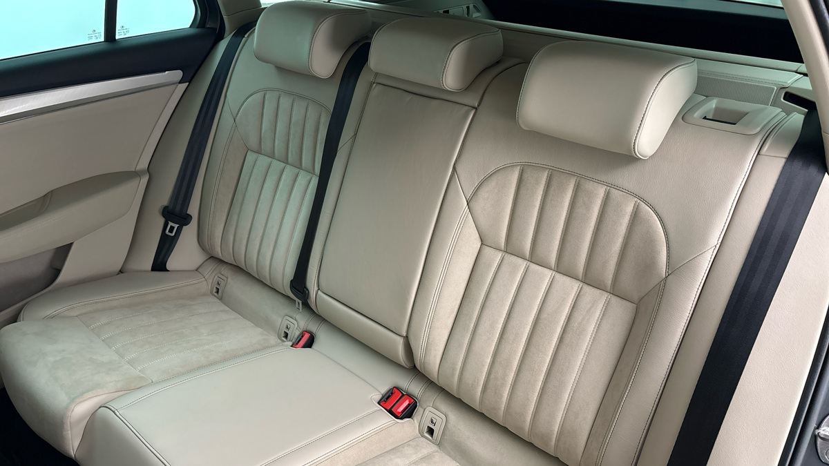 Škoda Superb - 16