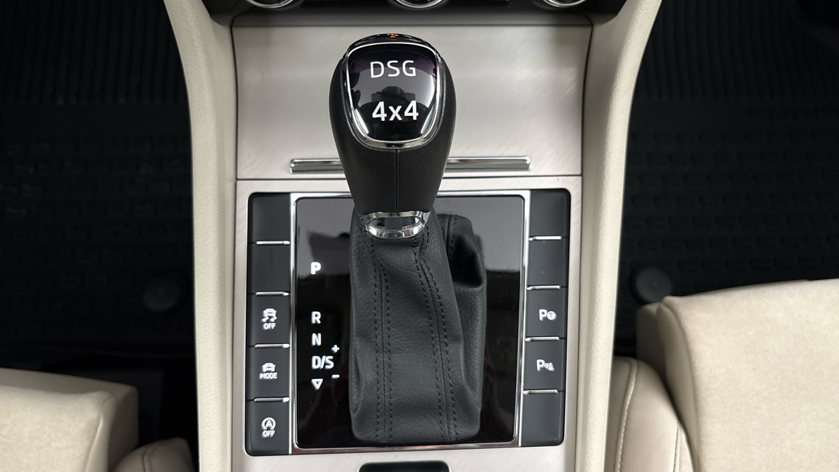 Škoda Superb - 28