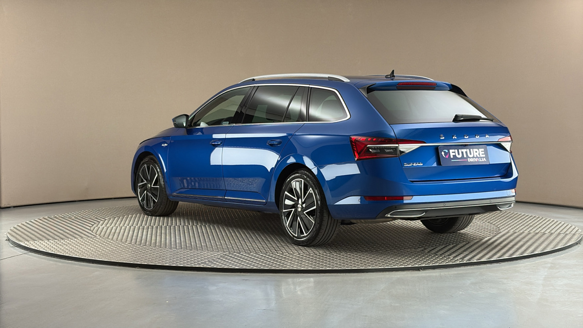 Škoda Superb - 2