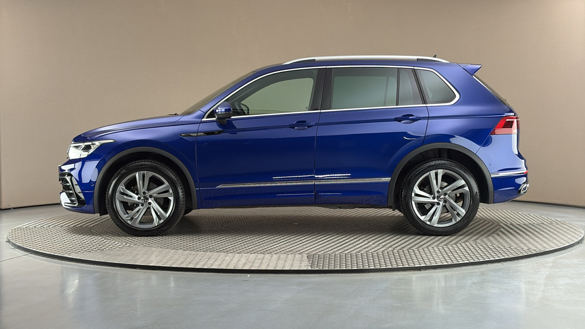 Volkswagen Tiguan - 4