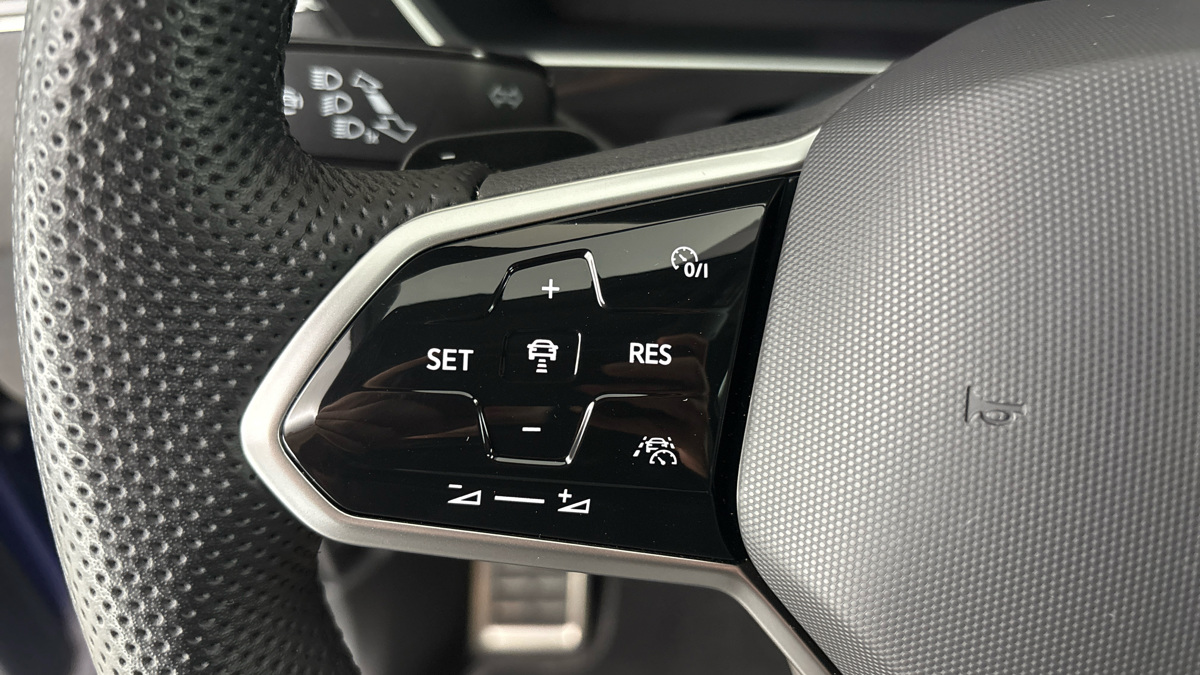 Volkswagen Tiguan - 14