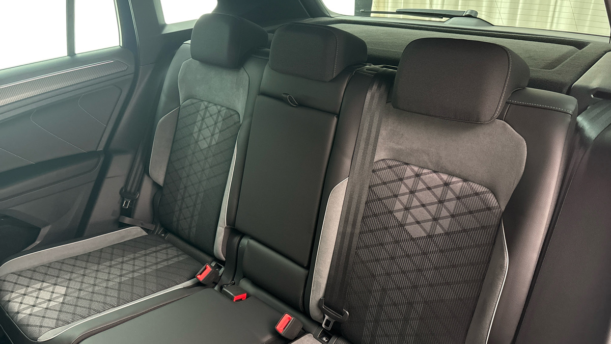 Volkswagen Tiguan - 16