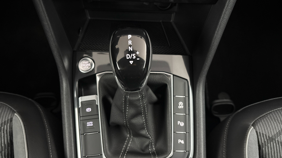 Volkswagen Tiguan - 26