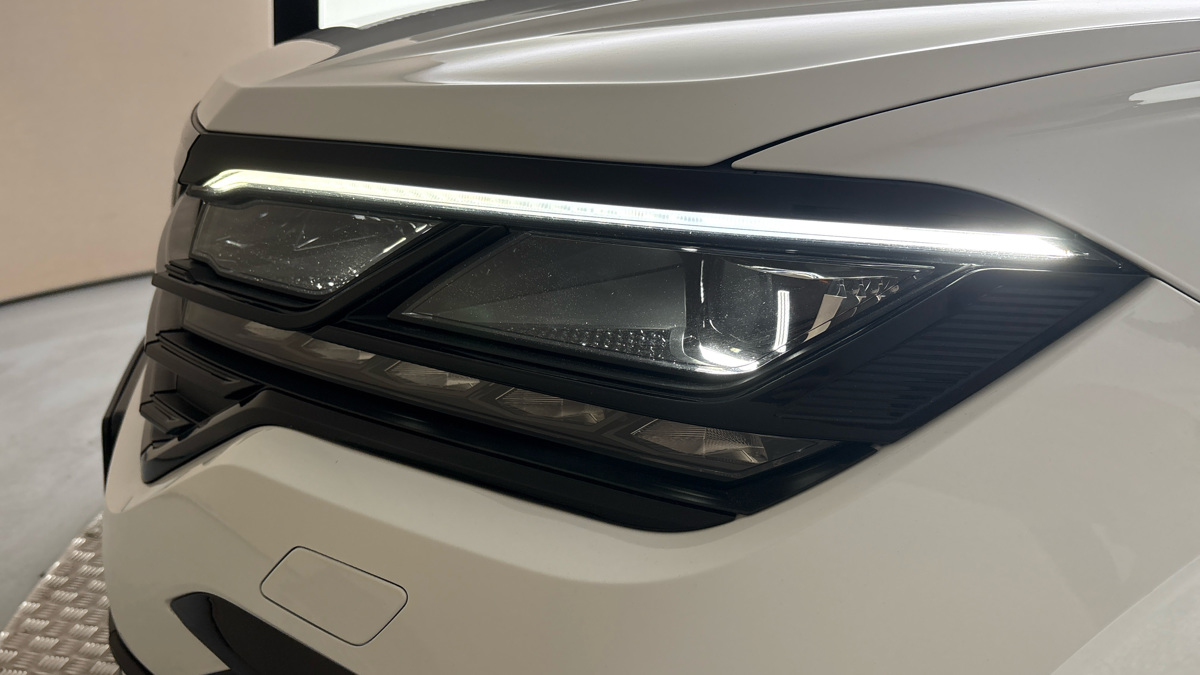 Volkswagen Touareg - 18