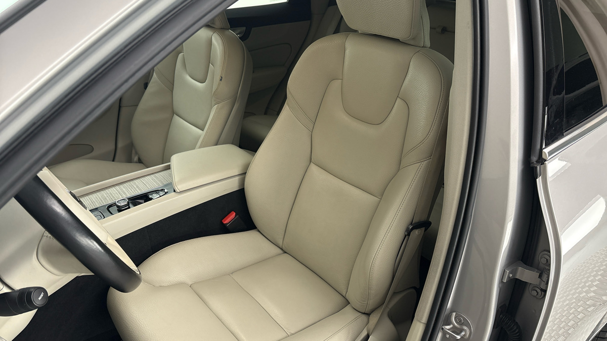 Volvo XC60 - 15