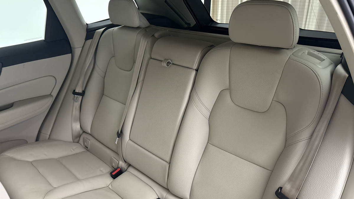 Volvo XC60 - 16