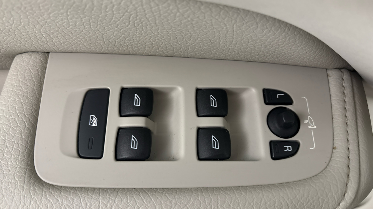 Volvo XC60 - 24