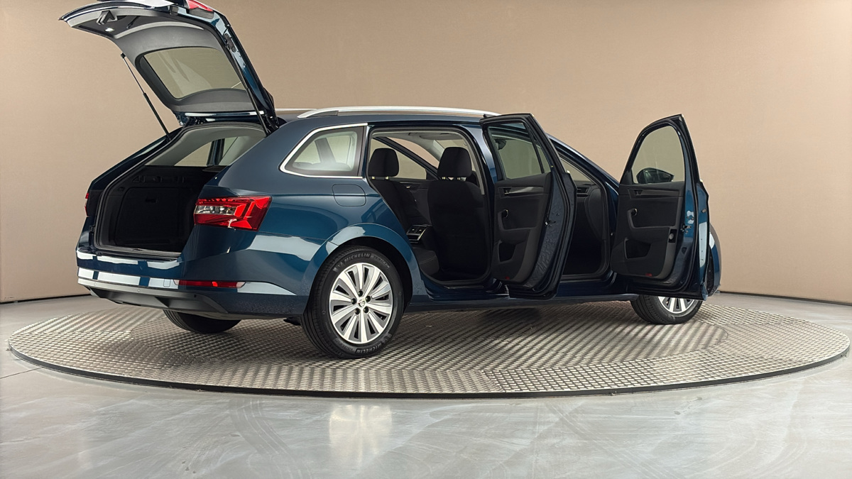 Škoda Superb - 6