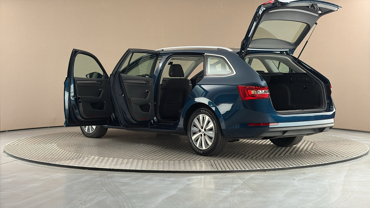 Škoda Superb - 7