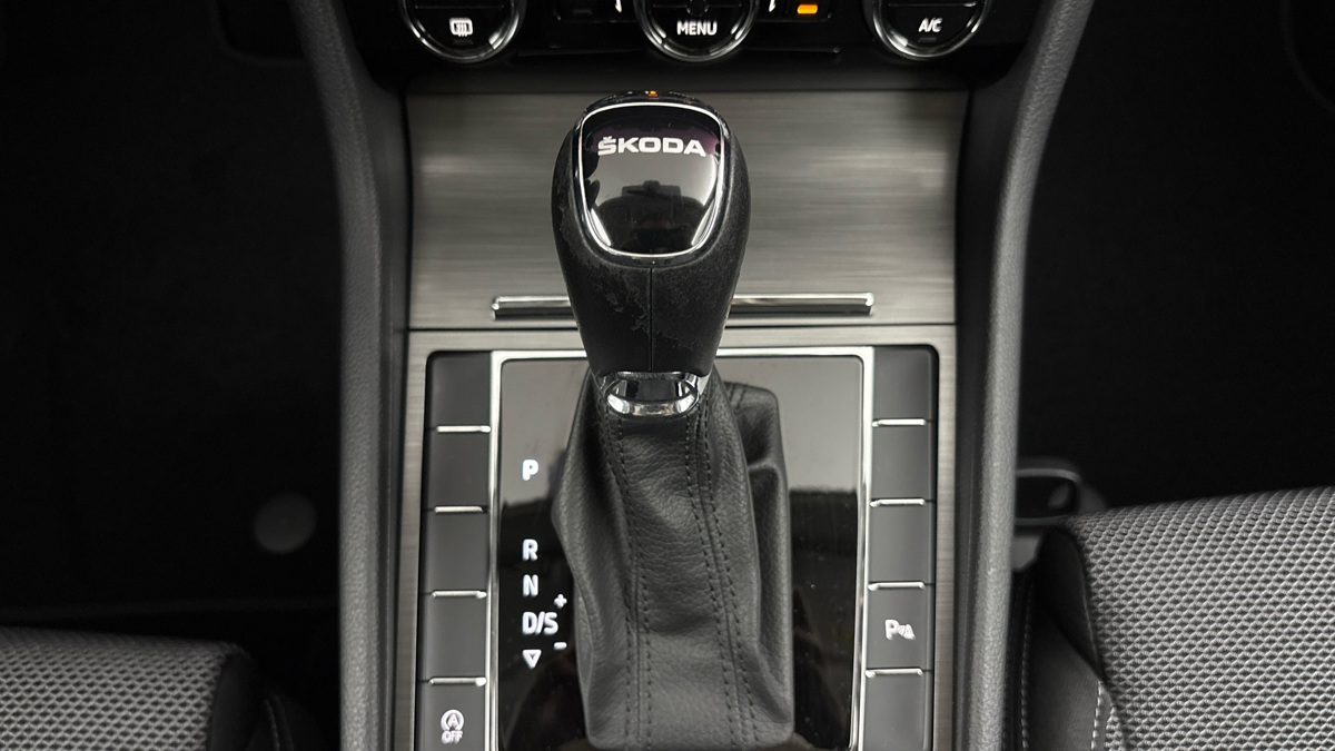 Škoda Superb - 23