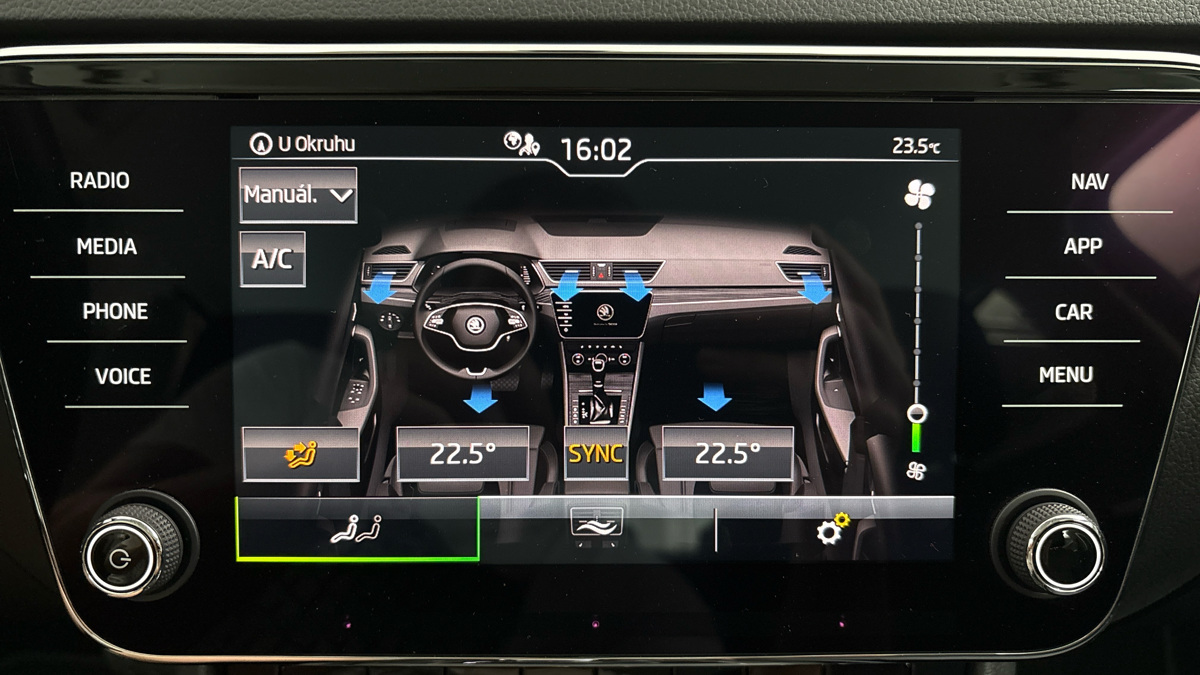 Škoda Superb - 25