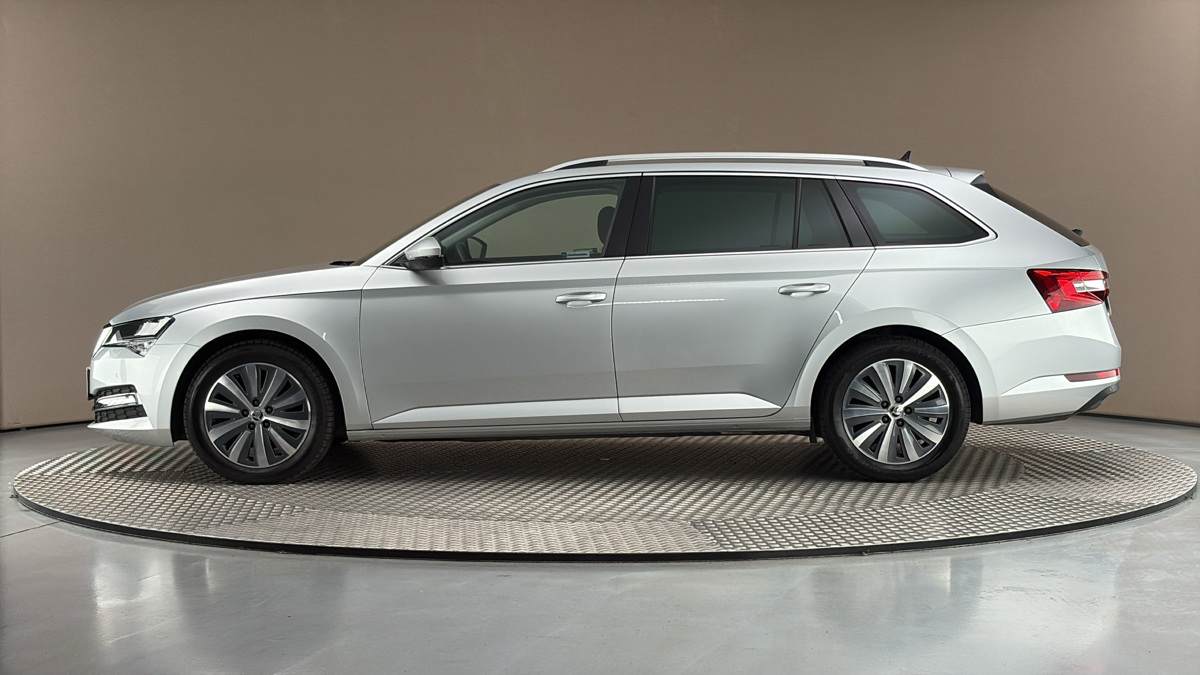 Škoda Superb - 4