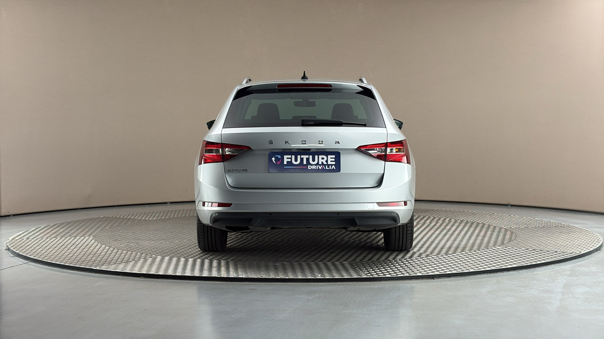 Škoda Superb - 5