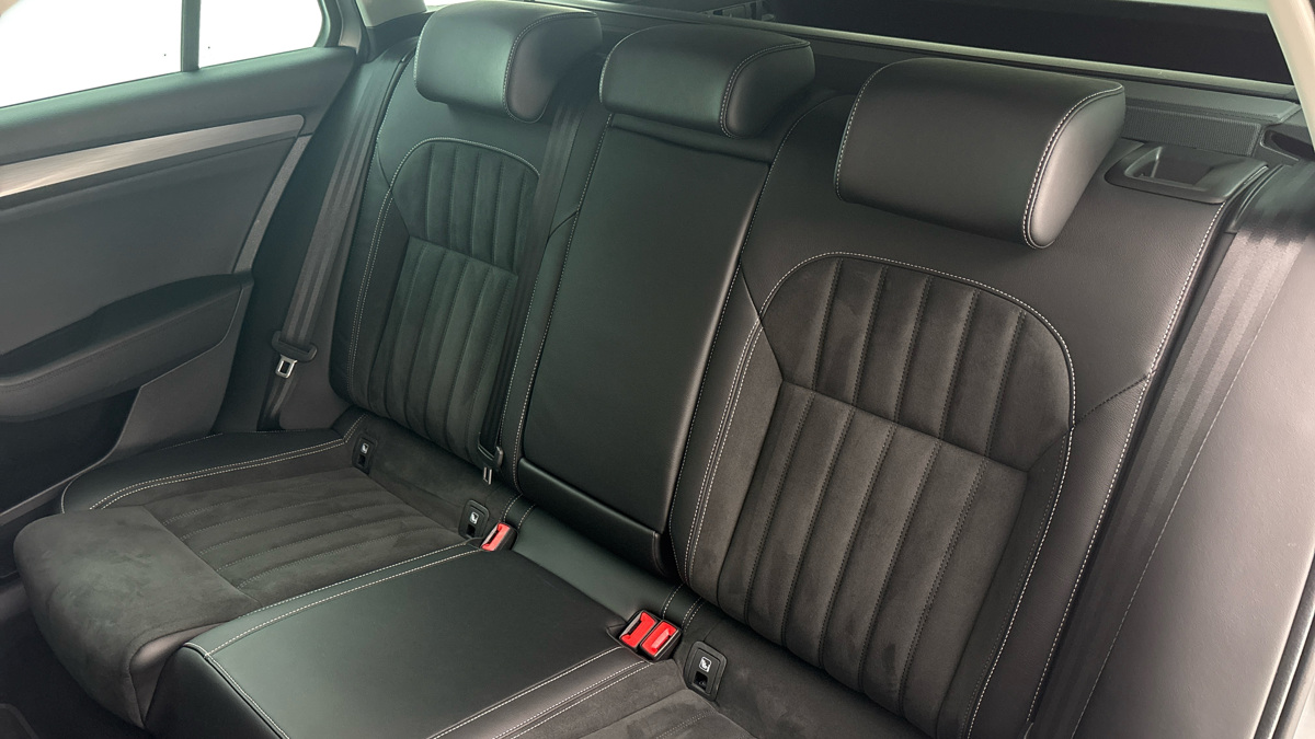 Škoda Superb - 16