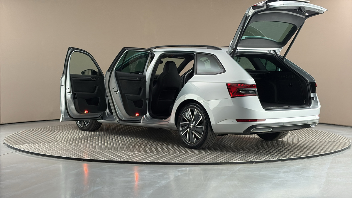 Škoda Superb - 7