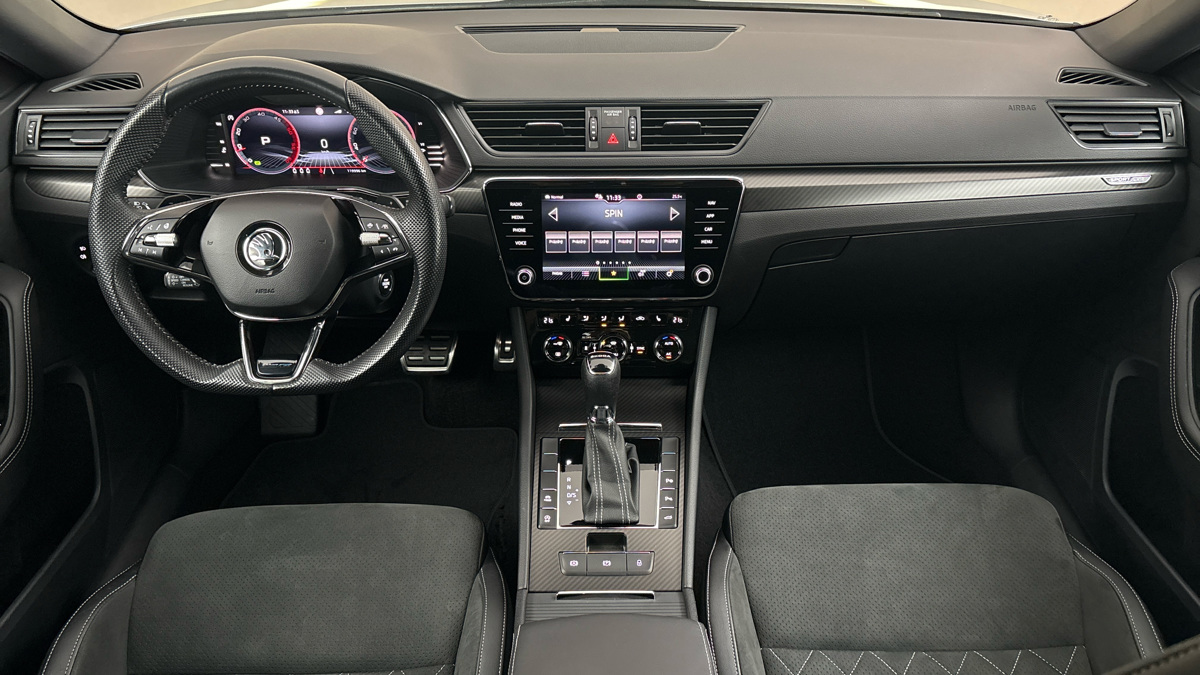Škoda Superb - 8