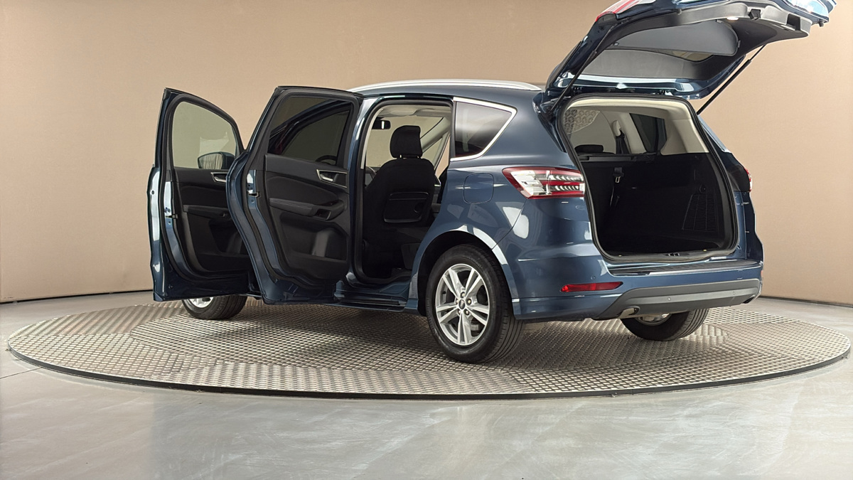 Ford S-MAX - 7