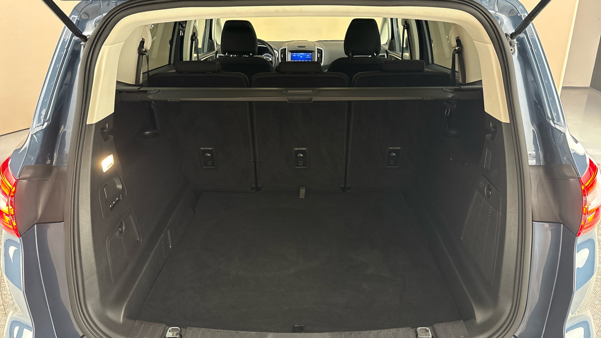 Ford S-MAX - 17