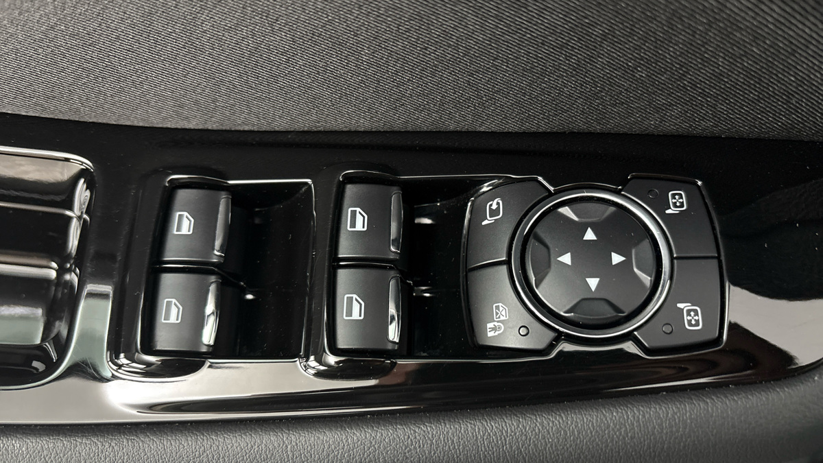 Ford S-MAX - 21