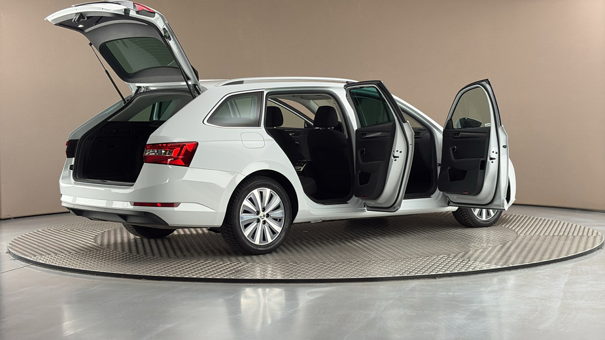 Škoda Superb - 6