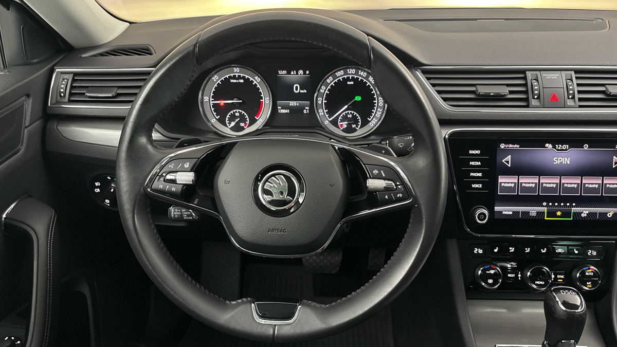 Škoda Superb - 9
