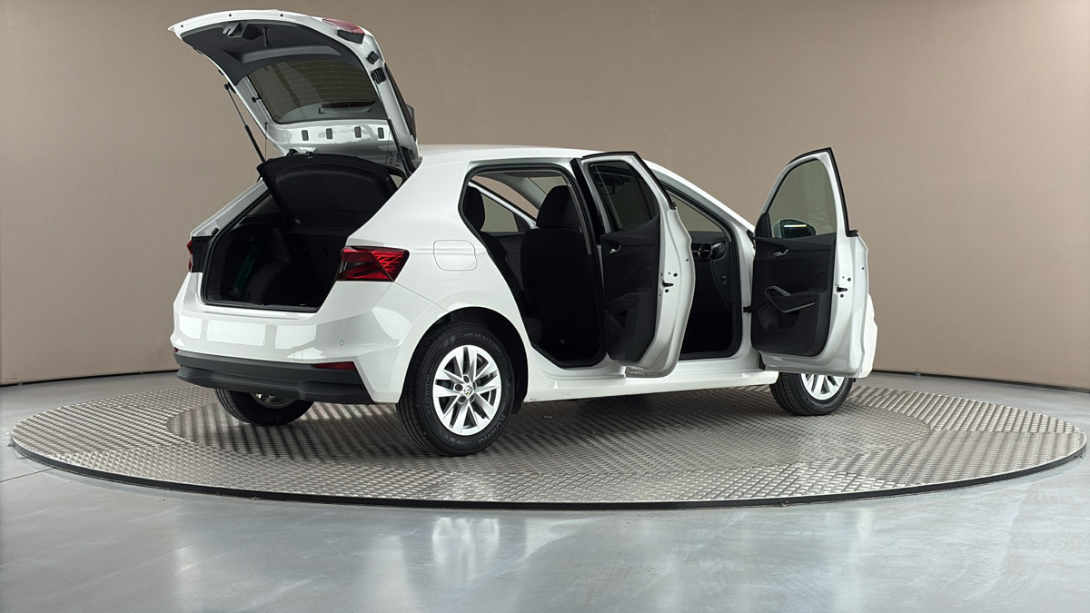 Škoda Fabia - 6