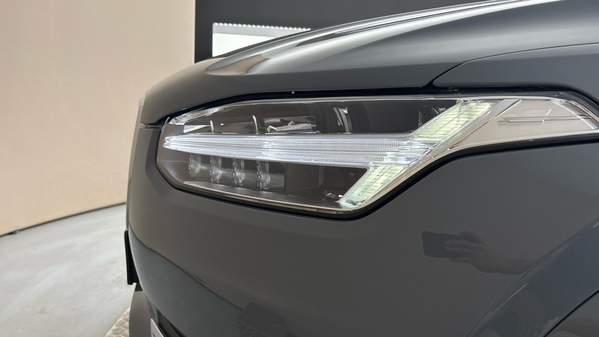 Volvo XC90 - 18