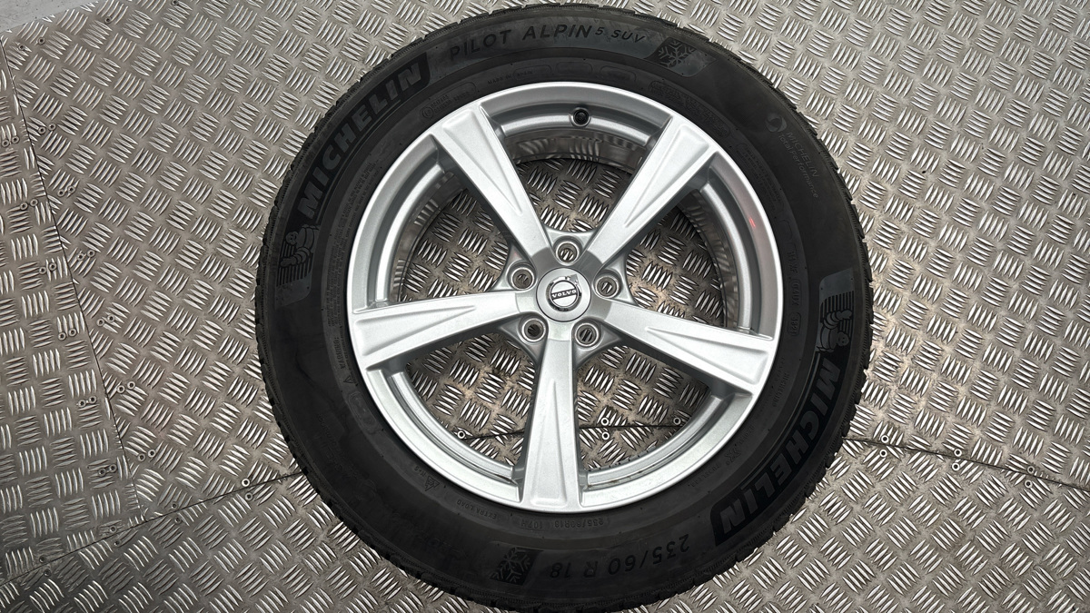 Volvo XC90 - 33