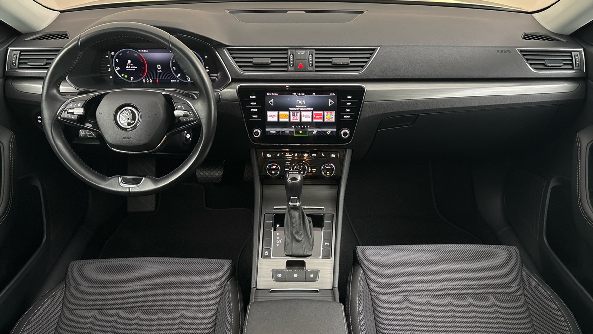 Škoda Superb - 8