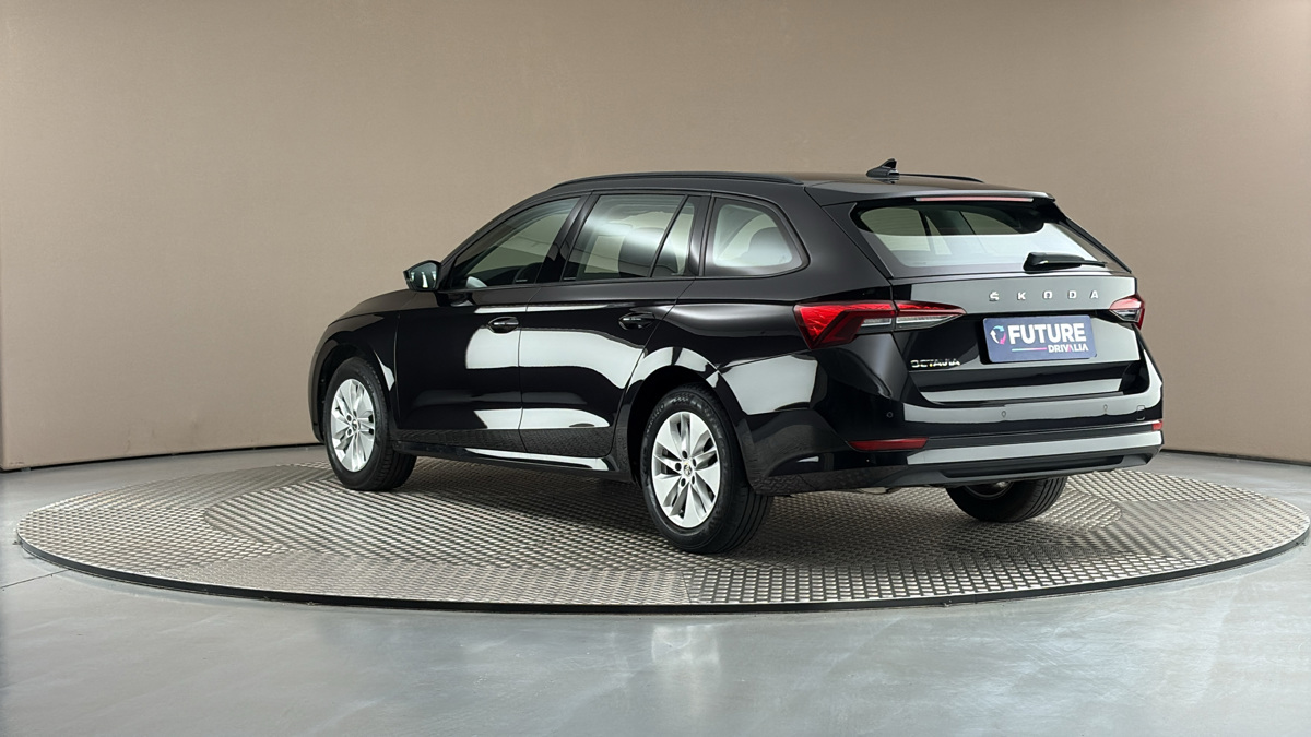 Škoda Octavia - 2