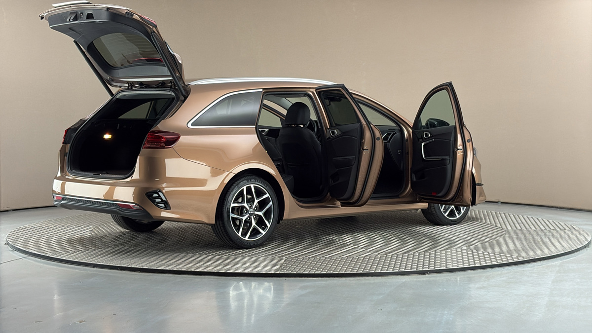 Kia Ceed - 6