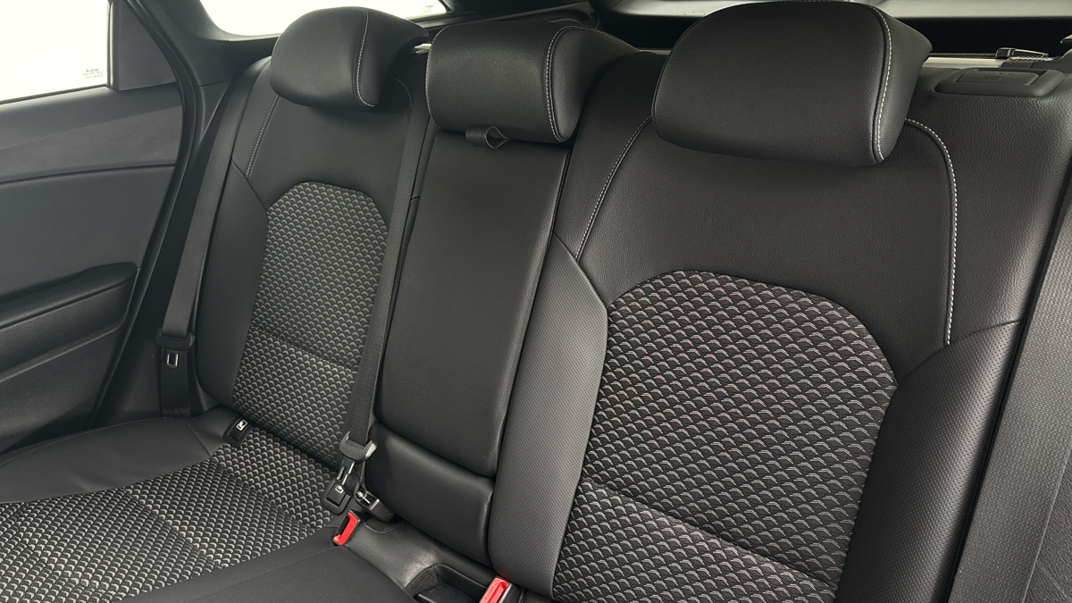 Kia Ceed - 16