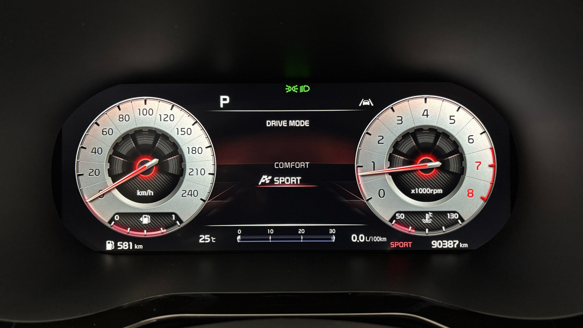 Kia Ceed - 27
