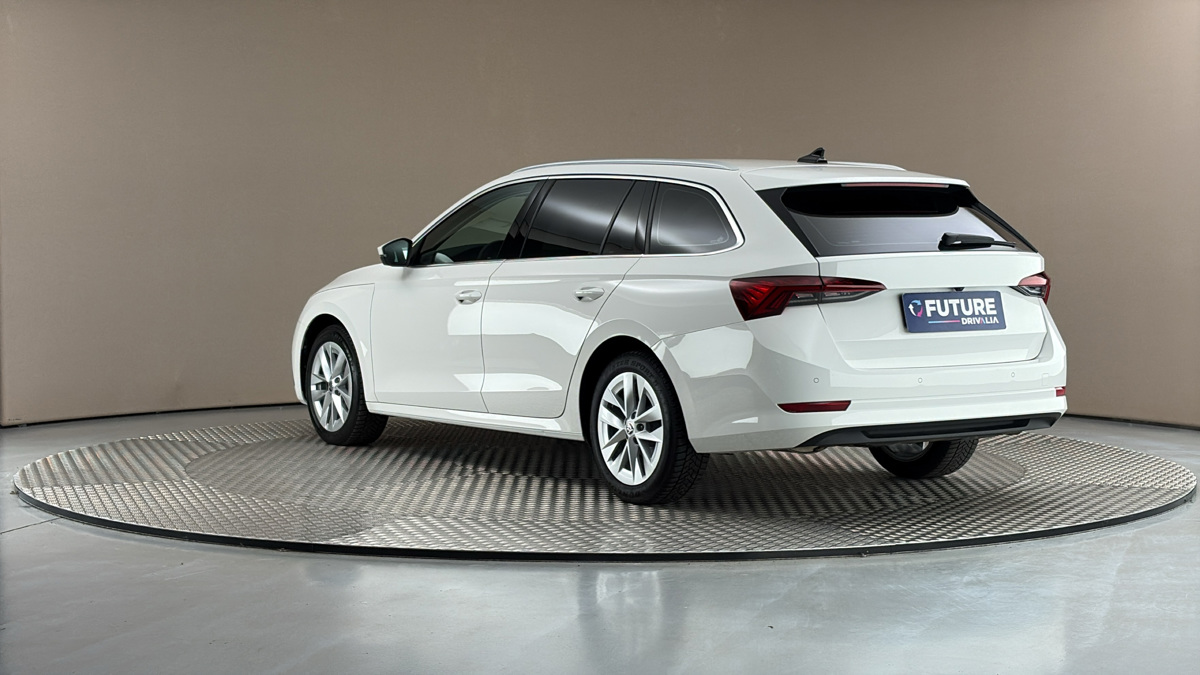Škoda Octavia - 2