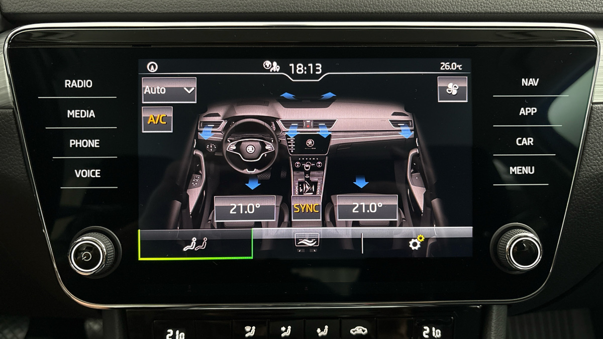 Škoda Superb - 24