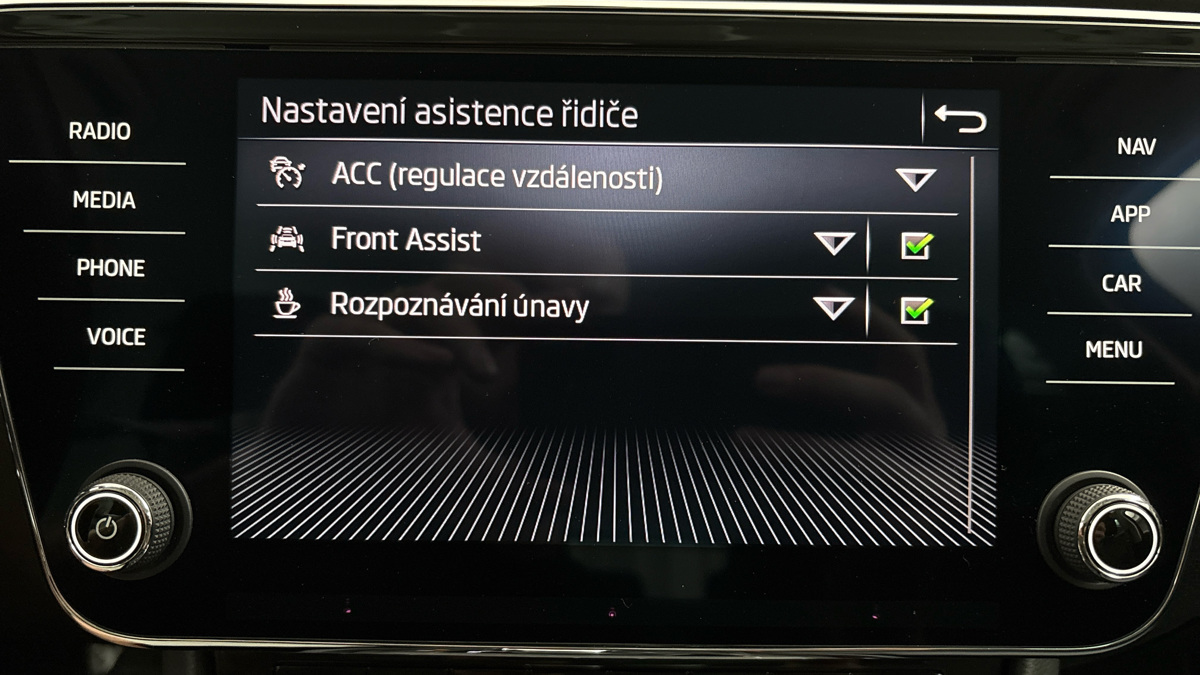 Škoda Superb - 24